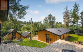 3 Bedroom Beautiful Home In Ebeltoft